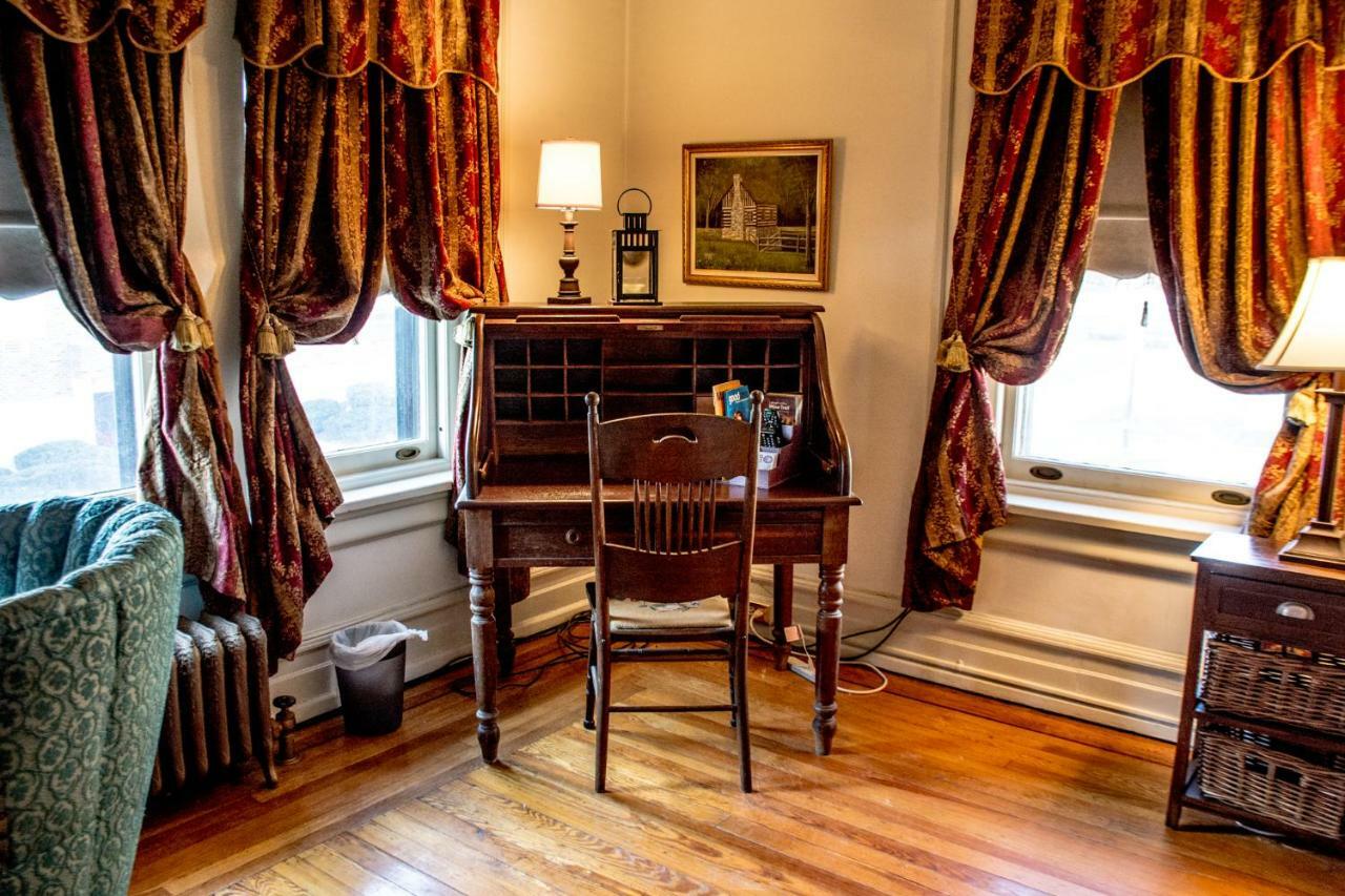 Historic Benner Mansion Bed and Breakfast Allentown Eksteriør billede